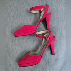 Yves Saint Laurent Red High Heels